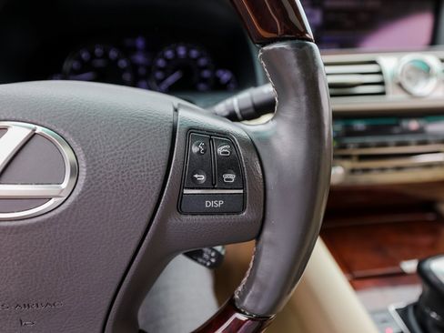 Used 2013 Lexus LS 460 image 16