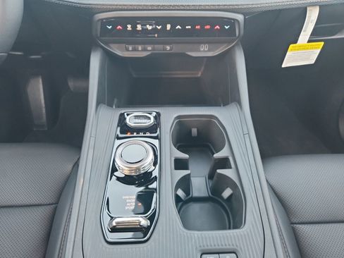 New 2026 Jeep Cherokee Limited AWD/4WD image 16