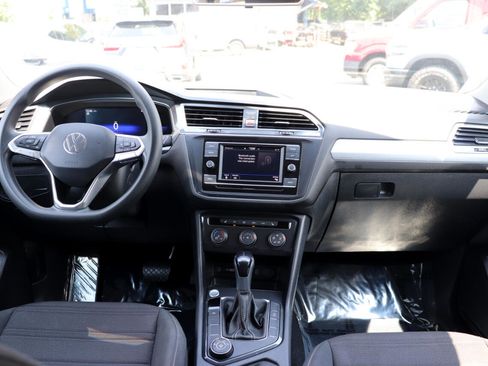 Used 2022 Volkswagen Tiguan S image 16