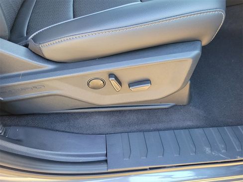 New 2026 Ford F150 Lariat w/ Equipment Group 501A Mid image 33