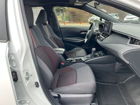 Used 2023 Toyota Corolla SE w/ SE Premium Package image 12