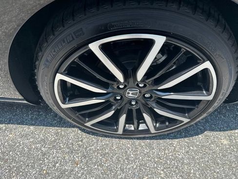 Certified 2025 Honda Accord Touring image 11