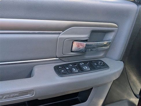 Used 2019 RAM 1500 Big Horn image 13