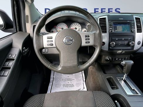 Used 2015 Nissan Xterra PRO-4X w/ Nevada Tow Package image 8