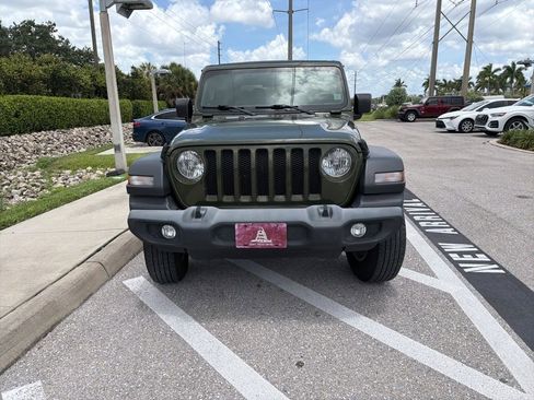 Used 2021 Jeep Wrangler Sport AWD/4WD image 2