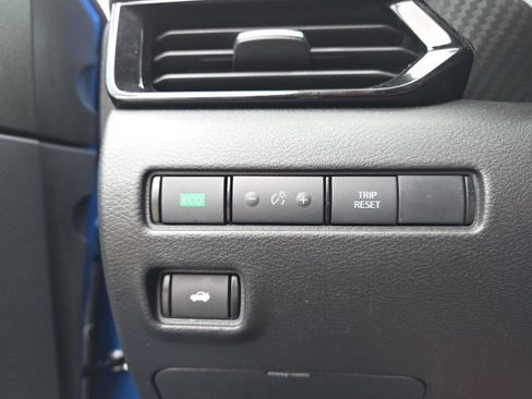 Used 2024 Nissan Sentra SV image 14