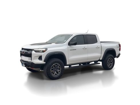 Used 2025 Chevrolet Colorado ZR2 w/ Technology Package AWD/4WD image 4