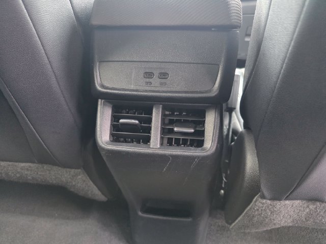 Used 2025 Chevrolet Equinox LT w/ Convenience Package II AWD/4WD image 15
