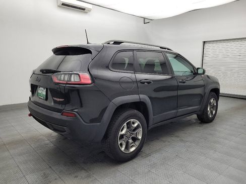 Used 2019 Jeep Cherokee Trailhawk AWD/4WD image 9