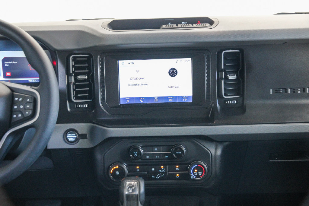Used 2023 Ford Bronco 4-Door AWD/4WD image 14