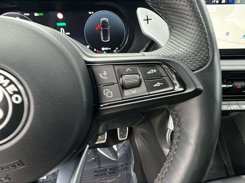 Used 2024 Alfa Romeo Tonale Veloce image 28