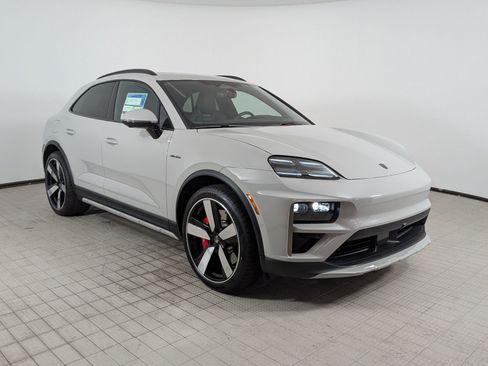 New 2026 Porsche Macan Turbo Electric AWD/4WD image 7