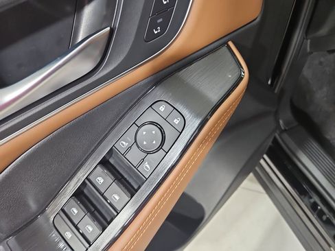 New 2026 Nissan Rogue Platinum image 12