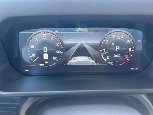 Used 2022 Land Rover Defender 90 X-Dynamic S image 31