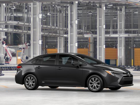 New 2026 Toyota Corolla LE AWD/4WD image 15