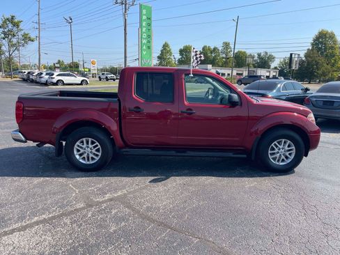 Used 2019 Nissan Frontier SV RWD image 10