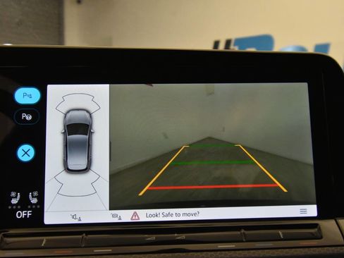 Used 2023 Volkswagen GTI Autobahn image 23