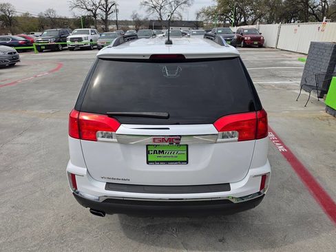 Used 2017 GMC Terrain SLT image 14