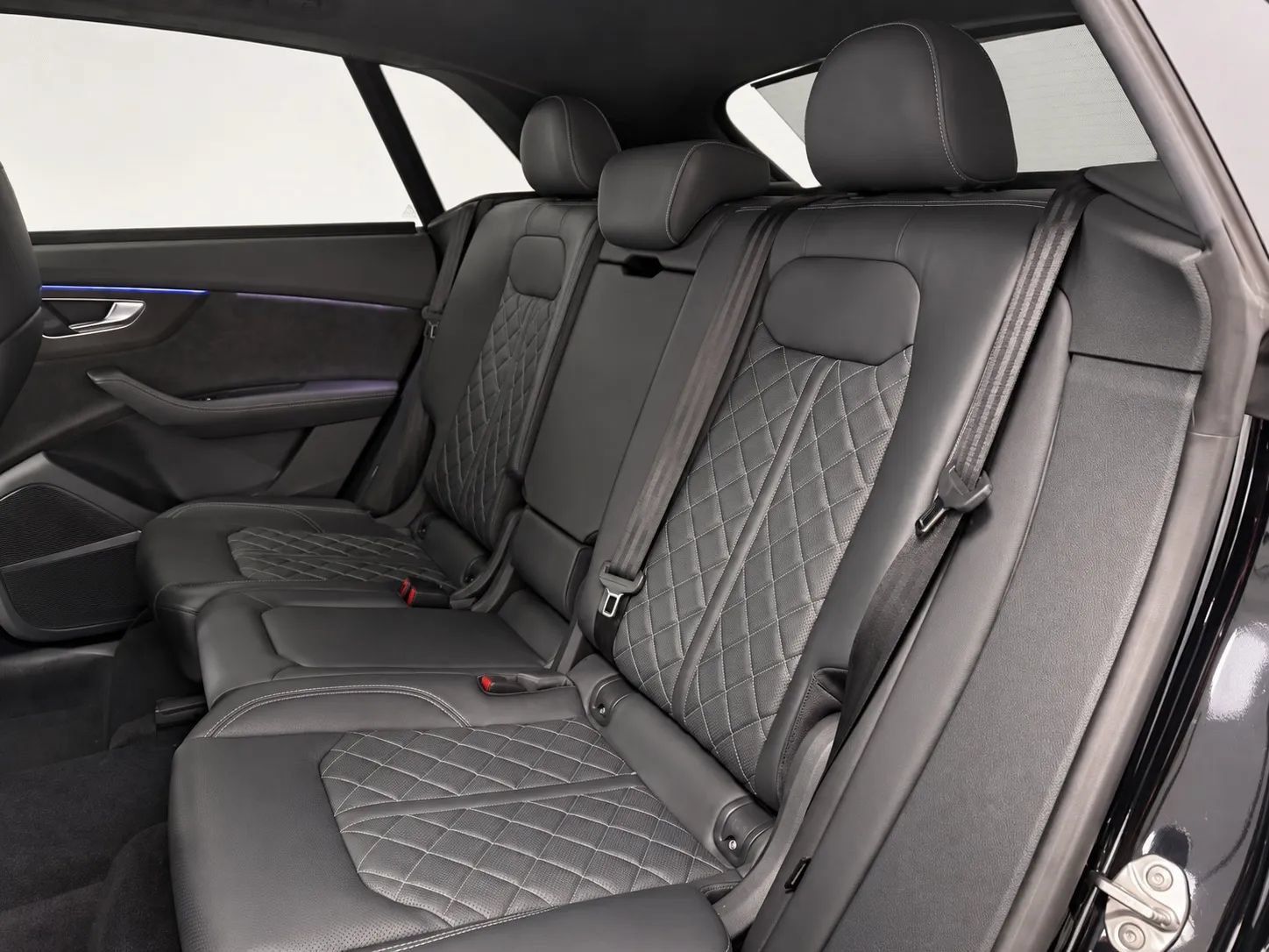 Used 2021 Audi SQ8 Prestige w/ Prestige Package AWD/4WD image 16