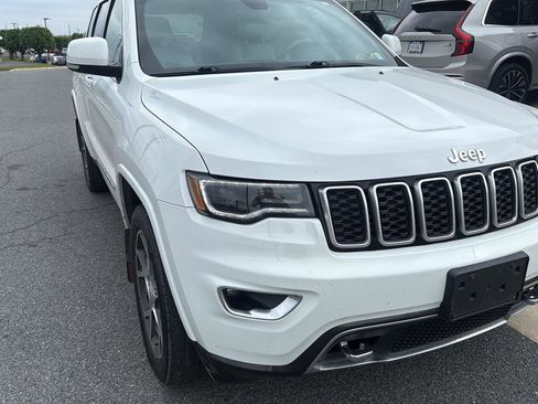 Used 2018 Jeep Grand Cherokee Limited AWD/4WD image 1