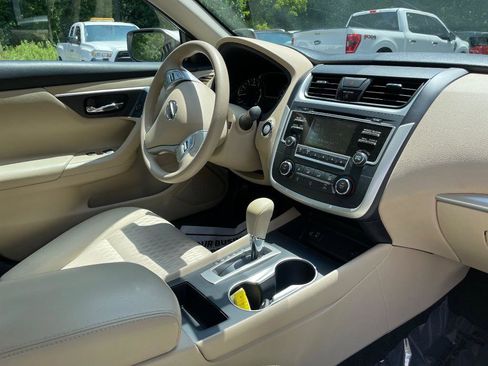 Used 2016 Nissan Altima 2.5 S w/ Power Driver Seat Package image 40