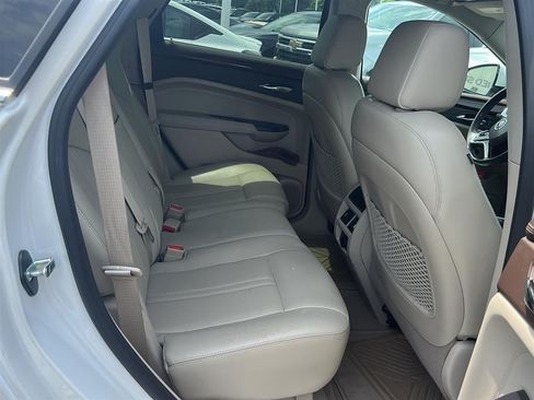 Used 2013 Cadillac SRX Luxury w/ Driver Awareness Package FWD image 6