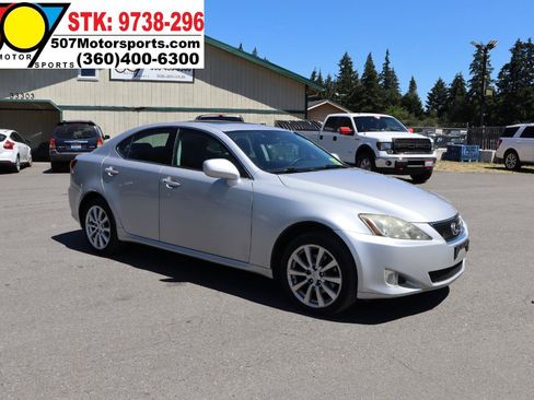 Used 2006 Lexus IS 250 AWD w/ Luxury Pkg image 2