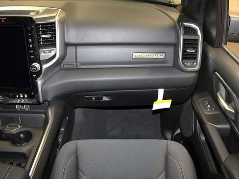 New 2026 RAM 1500 Big Horn AWD/4WD image 32