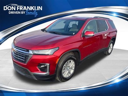 Used 2023 Chevrolet Traverse LT