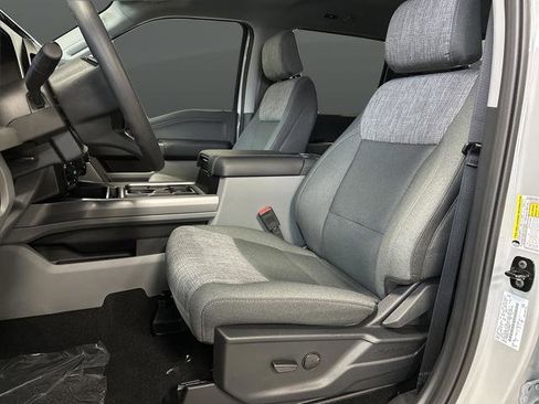 New 2026 Ford F250 XLT w/ XLT Premium Package image 4