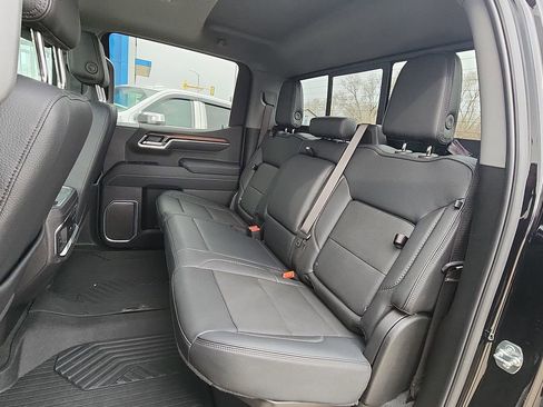 Certified 2025 GMC Sierra 1500 Denali w/ Denali Reserve Package AWD/4WD image 26