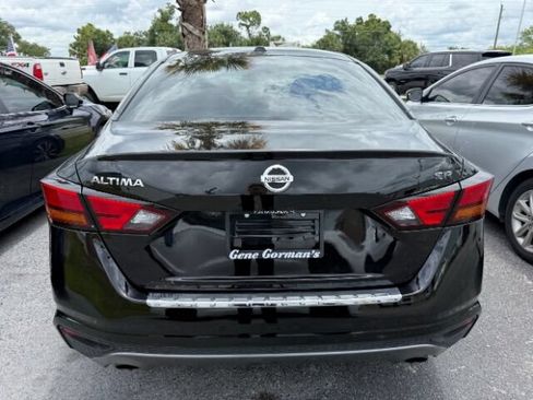 Used 2022 Nissan Altima 2.5 SR FWD image 4