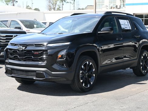 New 2026 Chevrolet Equinox RS w/ Safety and Technology Package FWD image 5