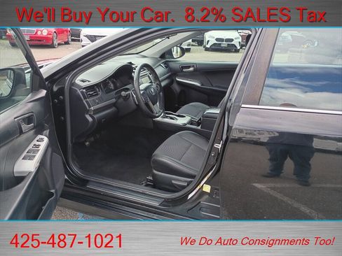 Used 2013 Toyota Camry SE FWD image 11