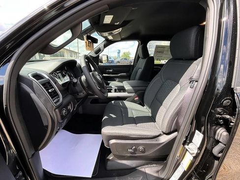 New 2026 RAM 1500 4x4 Crew Cab image 14