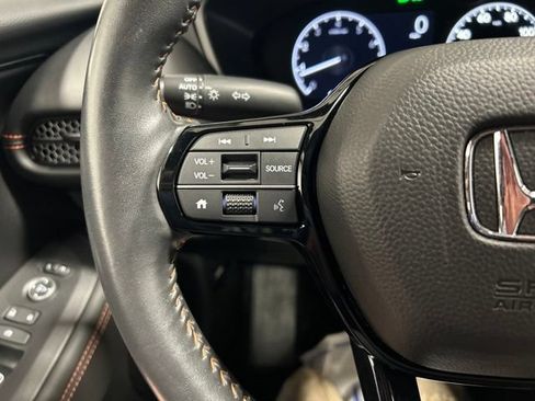 Certified 2025 Honda HR-V Sport image 26