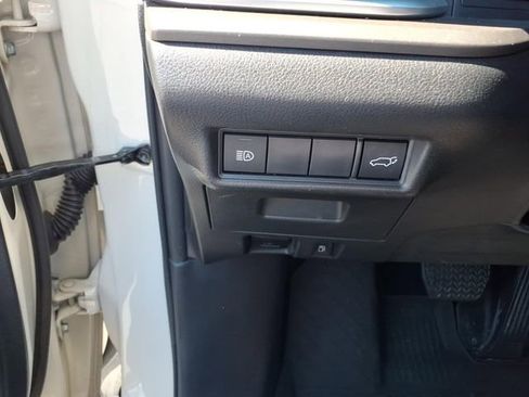 Used 2024 Toyota Grand Highlander AWD image 17