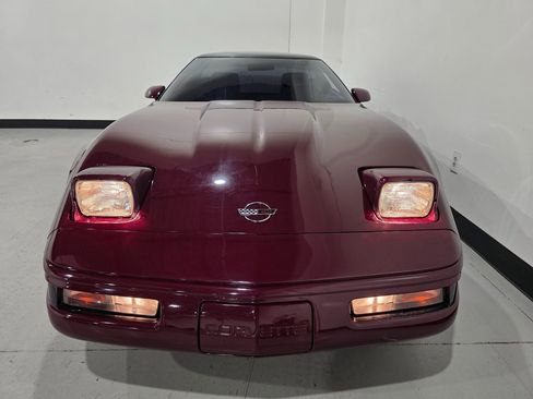 Used 1993 Chevrolet Corvette Coupe image 6
