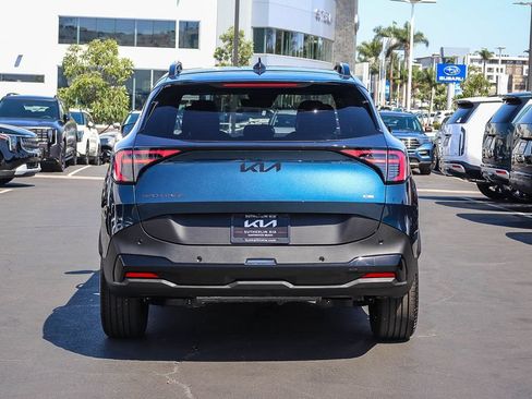 Certified 2026 Kia Sportage X-Line AWD/4WD image 5