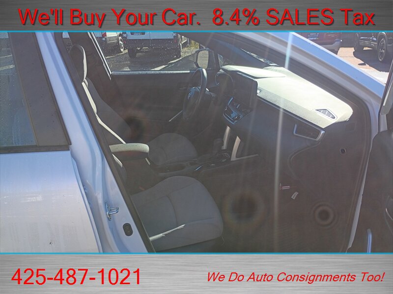 Used 2024 Toyota Corolla Cross AWD Hybrid image 12