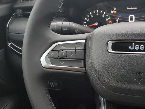 New 2026 Jeep Compass Latitude AWD/4WD image 22