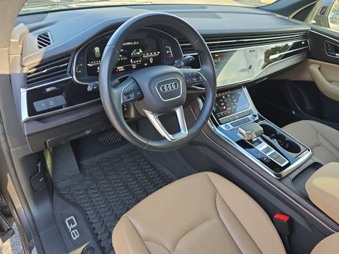 Used 2023 Audi Q8 Premium Plus w/ Premium Plus Package AWD/4WD image 16