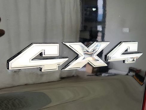 Used 2019 RAM 1500 Classic SLT AWD/4WD image 27
