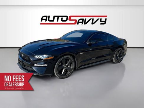 Used 2019 Ford Mustang GT Premium w/ Equipment Group 401A RWD image 3