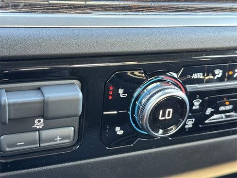 New 2026 GMC Sierra 1500 Elevation image 17