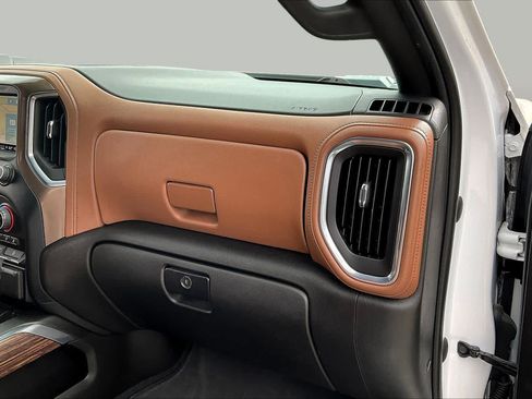 Used 2023 Chevrolet Silverado 2500 High Country w/ Z71 Off-Road Package AWD/4WD image 35