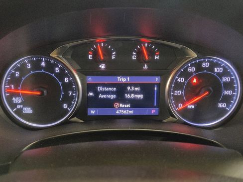 Used 2022 GMC Terrain SLT w/ Tech Package AWD/4WD image 23