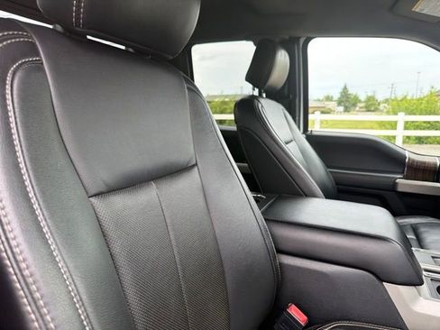 Used 2020 Ford F150 Lariat w/ Equipment Group 502A Luxury AWD/4WD image 25