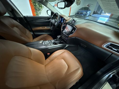 Used 2019 Maserati Ghibli RWD image 20