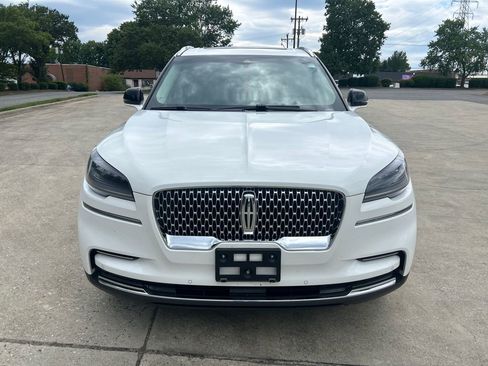 Certified 2024 Lincoln Aviator AWD w/ Premium Package image 10